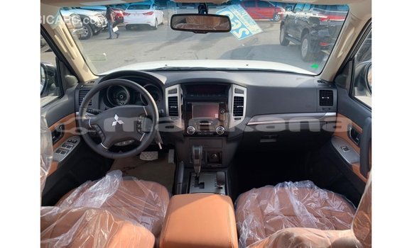Buy Import Mitsubishi Pajero White Car in Import - Dubai in Abhasia Buy Import Mitsubishi Pajero White Car in Import - Dubai in Abhasia