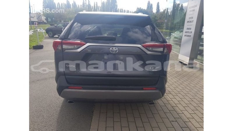 Big with watermark toyota rav4 abhasia import dubai 3008
