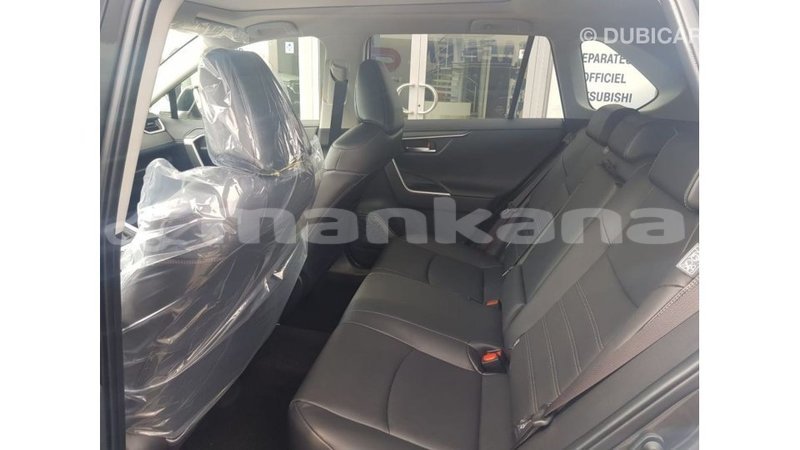 Big with watermark toyota rav4 abhasia import dubai 3008