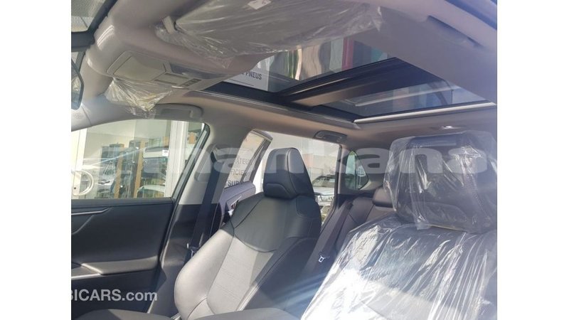 Big with watermark toyota rav4 abhasia import dubai 3008