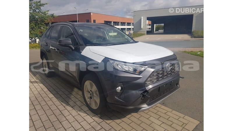 Big with watermark toyota rav4 abhasia import dubai 3008