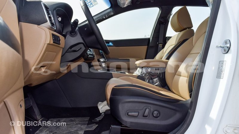 Big with watermark kia sportage abhasia import dubai 3010