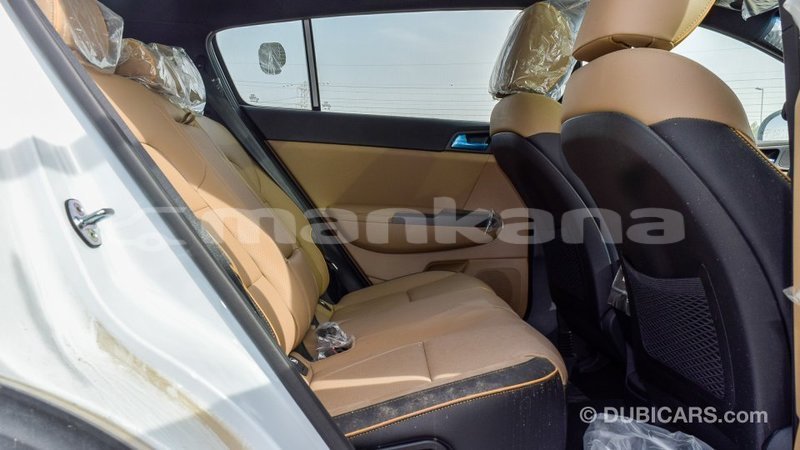 Big with watermark kia sportage abhasia import dubai 3010