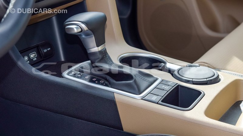 Big with watermark kia sportage abhasia import dubai 3010