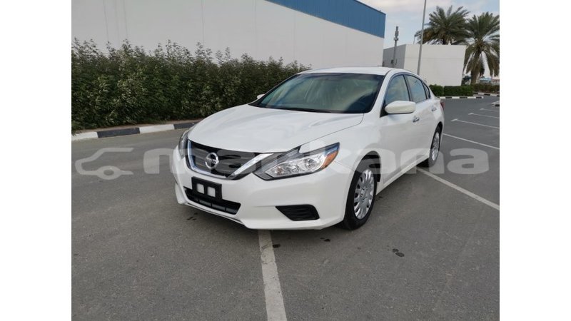 Big with watermark nissan altima abhasia import dubai 3011