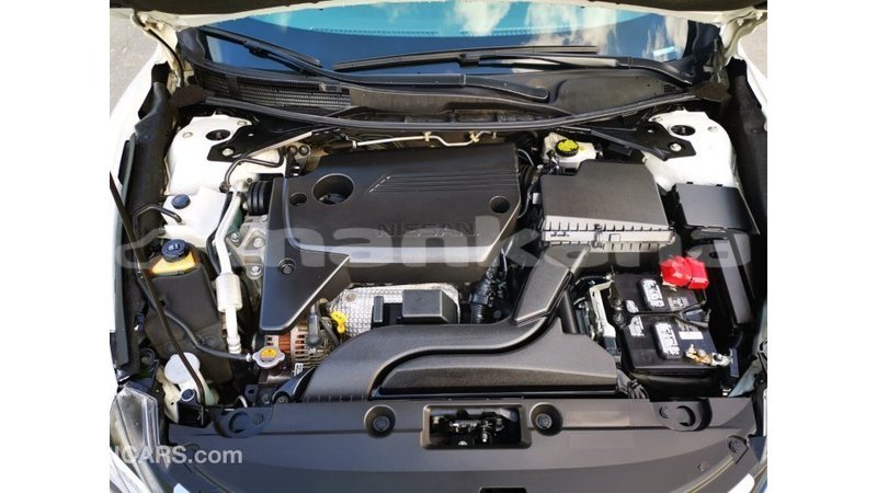 Big with watermark nissan altima abhasia import dubai 3011