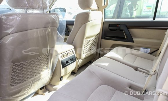 Buy Import Toyota Land Cruiser White Car in Import - Dubai in Abhasia Buy Import Toyota Land Cruiser White Car in Import - Dubai in Abhasia