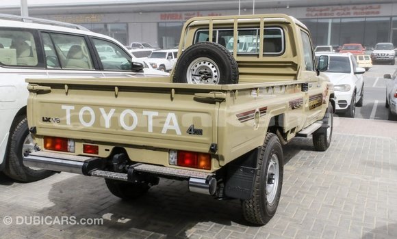 Buy Import Toyota Land Cruiser Beige Car in Import - Dubai in Abhasia Buy Import Toyota Land Cruiser Beige Car in Import - Dubai in Abhasia