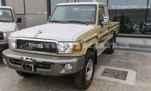 Buy Import Toyota Land Cruiser Beige Car in Import - Dubai in Abhasia Buy Import Toyota Land Cruiser Beige Car in Import - Dubai in Abhasia