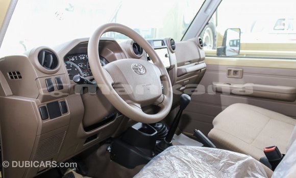 Buy Import Toyota Land Cruiser Beige Car in Import - Dubai in Abhasia Buy Import Toyota Land Cruiser Beige Car in Import - Dubai in Abhasia