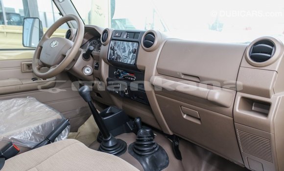 Buy Import Toyota Land Cruiser Beige Car in Import - Dubai in Abhasia Buy Import Toyota Land Cruiser Beige Car in Import - Dubai in Abhasia