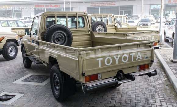 Buy Import Toyota Land Cruiser Beige Car in Import - Dubai in Abhasia Buy Import Toyota Land Cruiser Beige Car in Import - Dubai in Abhasia