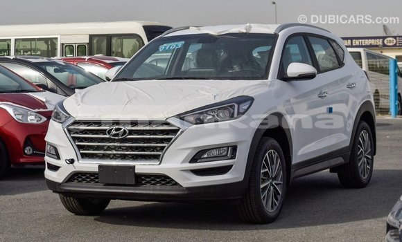 Buy Import Hyundai Tucson White Car in Import - Dubai in Abhasia Buy Import Hyundai Tucson White Car in Import - Dubai in Abhasia