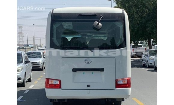 Buy Import Toyota Coaster White Car in Import - Dubai in Abhasia Buy Import Toyota Coaster White Car in Import - Dubai in Abhasia