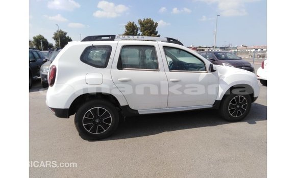 Buy Import Renault Duster White Car in Import - Dubai in Abhasia Buy Import Renault Duster White Car in Import - Dubai in Abhasia