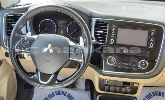 Buy Import Mitsubishi Outlander White Car in Import - Dubai in Abhasia Buy Import Mitsubishi Outlander White Car in Import - Dubai in Abhasia