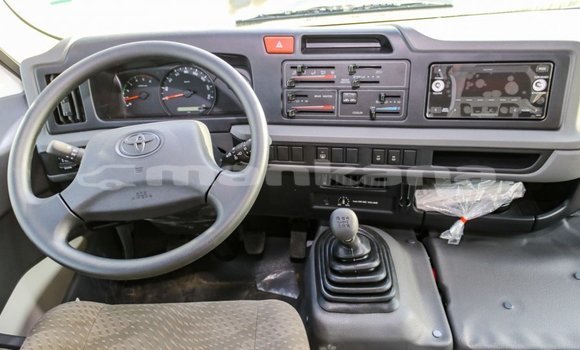 Buy Import Toyota Coaster White Car in Import - Dubai in Abhasia Buy Import Toyota Coaster White Car in Import - Dubai in Abhasia