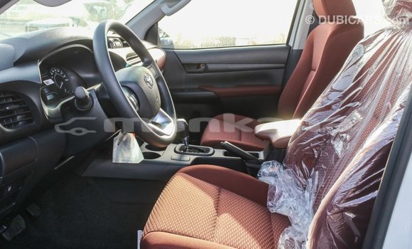Buy Import Toyota Hilux White Car in Import - Dubai in Abhasia Buy Import Toyota Hilux White Car in Import - Dubai in Abhasia