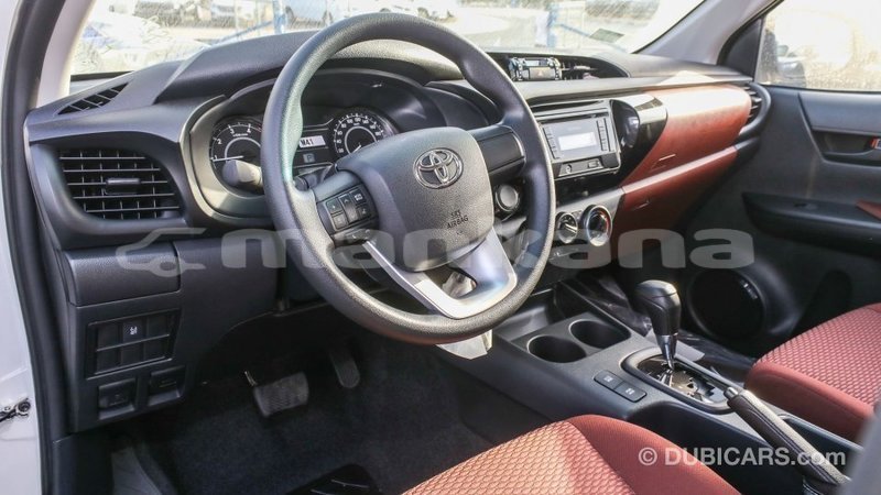 Big with watermark toyota hilux abhasia import dubai 3066