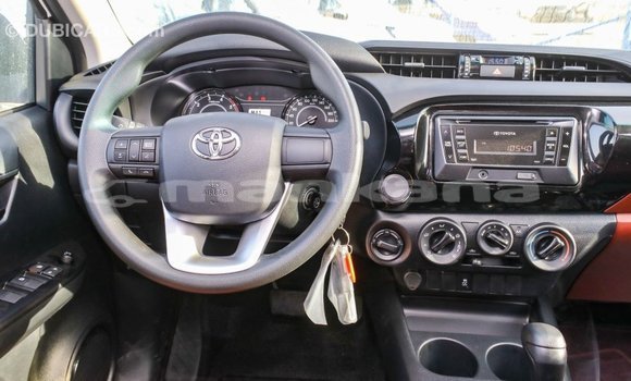 Buy Import Toyota Hilux White Car in Import - Dubai in Abhasia Buy Import Toyota Hilux White Car in Import - Dubai in Abhasia