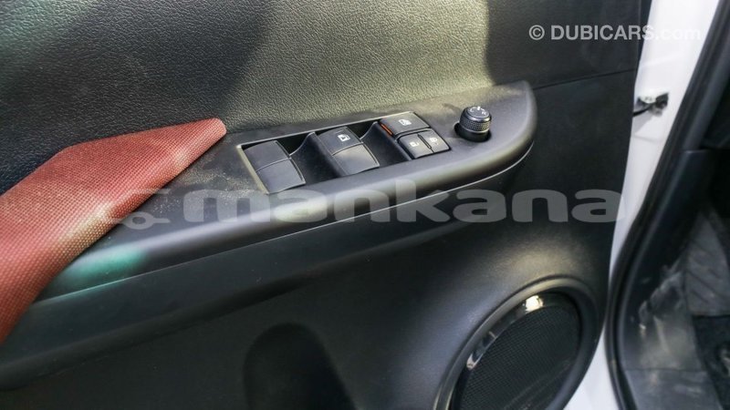 Big with watermark toyota hilux abhasia import dubai 3066