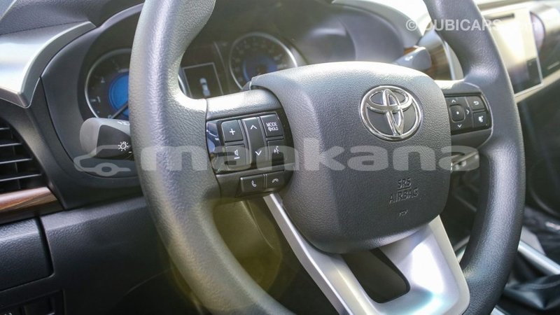 Big with watermark toyota hilux abhasia import dubai 3067