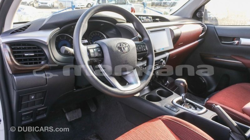 Big with watermark toyota hilux abhasia import dubai 3068