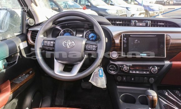 Buy Import Toyota Hilux White Car in Import - Dubai in Abhasia Buy Import Toyota Hilux White Car in Import - Dubai in Abhasia