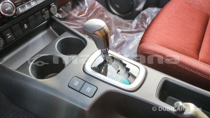 Big with watermark toyota hilux abhasia import dubai 3068