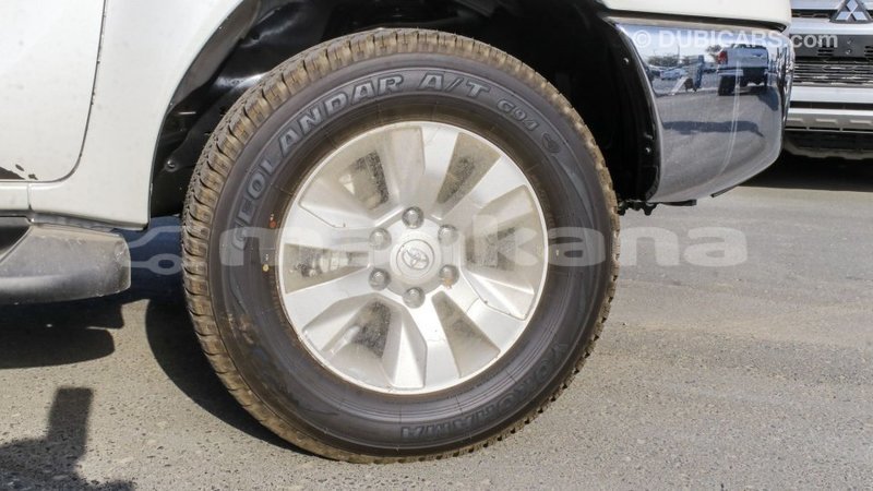 Big with watermark toyota hilux abhasia import dubai 3068
