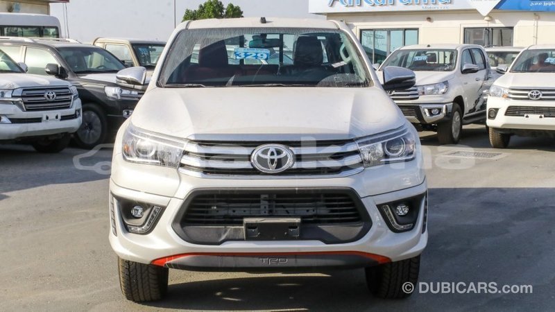 Big with watermark toyota hilux abhasia import dubai 3071