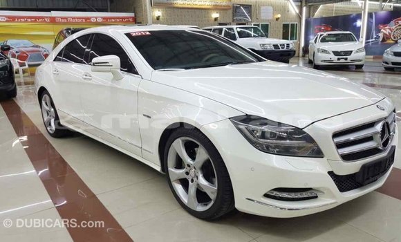 Buy Import Mercedes-Benz 190 (W201) White Car in Import - Dubai in Abhasia Buy Import Mercedes-Benz 190 (W201) White Car in Import - Dubai in Abhasia