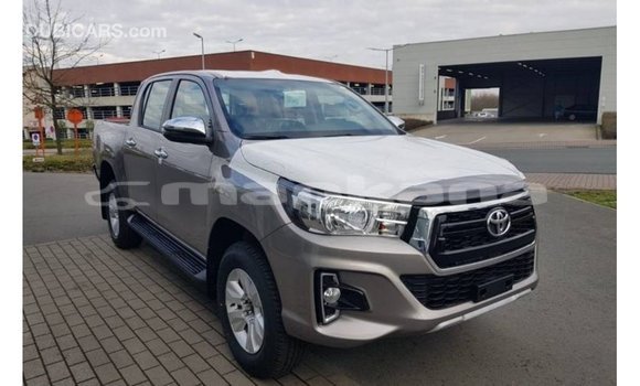 Buy Import Toyota Hilux Brown Car in Import - Dubai in Abhasia Buy Import Toyota Hilux Brown Car in Import - Dubai in Abhasia