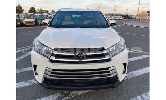 Buy Import Toyota Highlander White Car in Import - Dubai in Abhasia Buy Import Toyota Highlander White Car in Import - Dubai in Abhasia