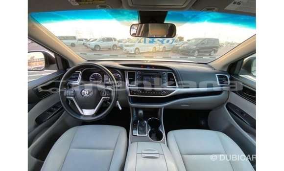 Buy Import Toyota Highlander White Car in Import - Dubai in Abhasia Buy Import Toyota Highlander White Car in Import - Dubai in Abhasia