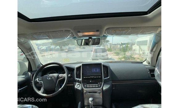 Buy Import Toyota Land Cruiser Black Car in Import - Dubai in Abhasia Buy Import Toyota Land Cruiser Black Car in Import - Dubai in Abhasia