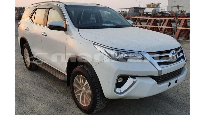 Big with watermark toyota fortuner abhasia import dubai 3106