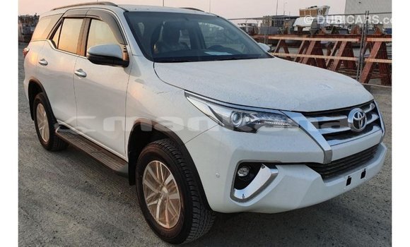 Buy Import Toyota Fortuner White Car in Import - Dubai in Abhasia Buy Import Toyota Fortuner White Car in Import - Dubai in Abhasia