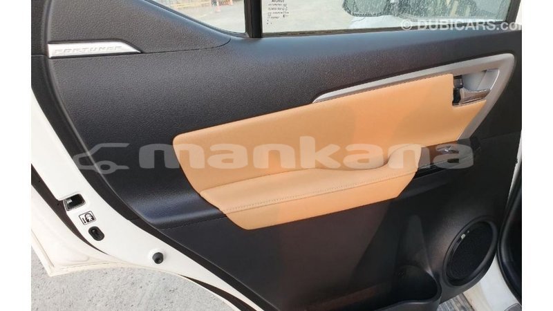 Big with watermark toyota fortuner abhasia import dubai 3106