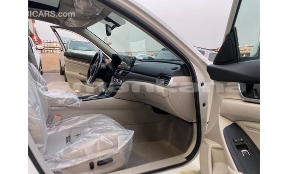 Buy Import Honda Accord White Car in Import - Dubai in Abhasia Buy Import Honda Accord White Car in Import - Dubai in Abhasia