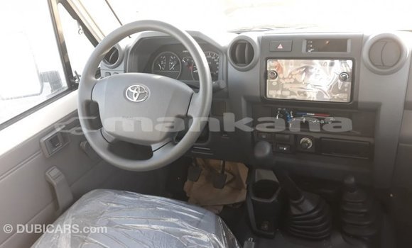 Buy Import Toyota Land Cruiser White Car in Import - Dubai in Abhasia Buy Import Toyota Land Cruiser White Car in Import - Dubai in Abhasia
