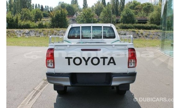 Buy Import Toyota Hilux White Car in Import - Dubai in Abhasia Buy Import Toyota Hilux White Car in Import - Dubai in Abhasia