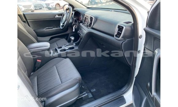 Buy Import Kia Sportage White Car in Import - Dubai in Abhasia Buy Import Kia Sportage White Car in Import - Dubai in Abhasia