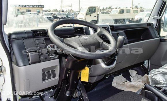 Buy Import Mitsubishi Carisma White Car in Import - Dubai in Abhasia Buy Import Mitsubishi Carisma White Car in Import - Dubai in Abhasia