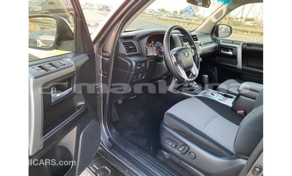 Buy Import Toyota HiAce Other Truck in Import - Dubai in Abhasia Buy Import Toyota HiAce Other Truck in Import - Dubai in Abhasia