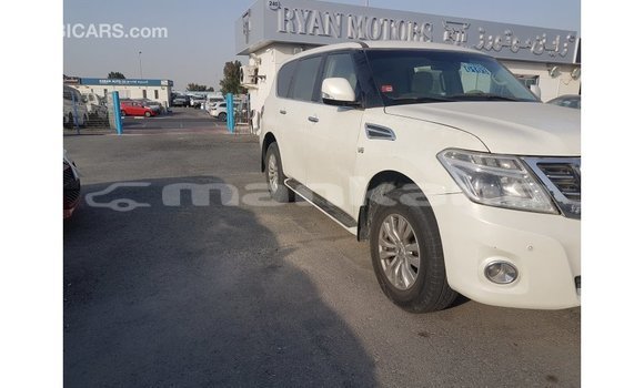 Buy Import Nissan Patrol White Car in Import - Dubai in Abhasia Buy Import Nissan Patrol White Car in Import - Dubai in Abhasia
