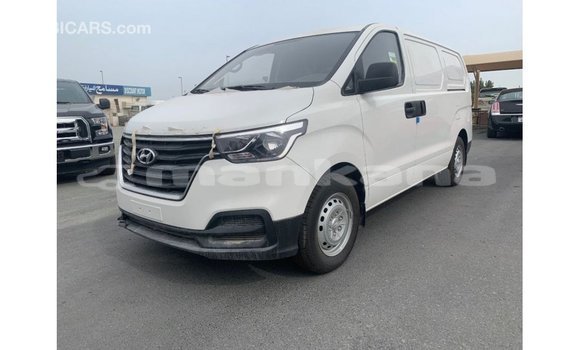 Buy Import Hyundai Cargo White Car in Import - Dubai in Abhasia Buy Import Hyundai Cargo White Car in Import - Dubai in Abhasia