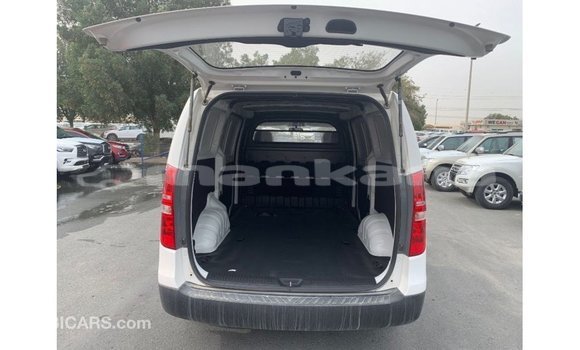 Buy Import Hyundai Cargo White Car in Import - Dubai in Abhasia Buy Import Hyundai Cargo White Car in Import - Dubai in Abhasia