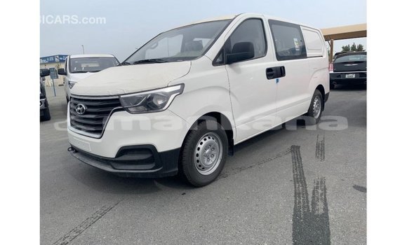 Buy Import Hyundai Cargo White Car in Import - Dubai in Abhasia Buy Import Hyundai Cargo White Car in Import - Dubai in Abhasia