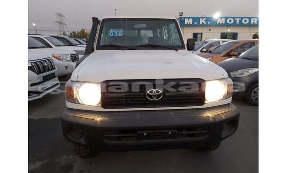 Buy Import Toyota Land Cruiser White Car in Import - Dubai in Abhasia Buy Import Toyota Land Cruiser White Car in Import - Dubai in Abhasia